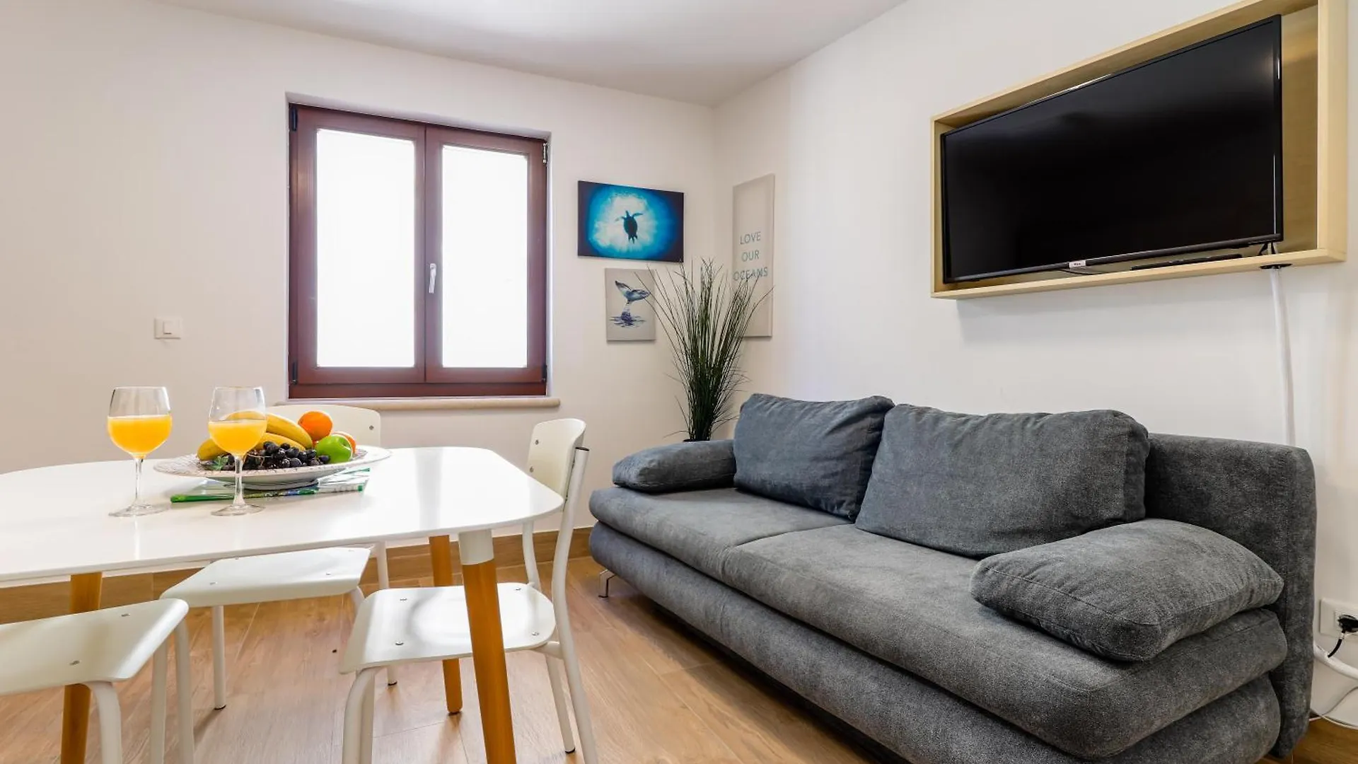 Casanova Apartments - Viewpoint Vrsar Croatia